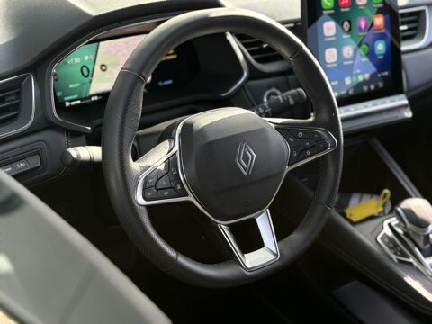 Symbioz E-Tech Full Hybrid 145 Iconic avec Cam&eacute;ra 360&deg;, et Hayon mai 2025 occasion 35300 Foug&egrave;res