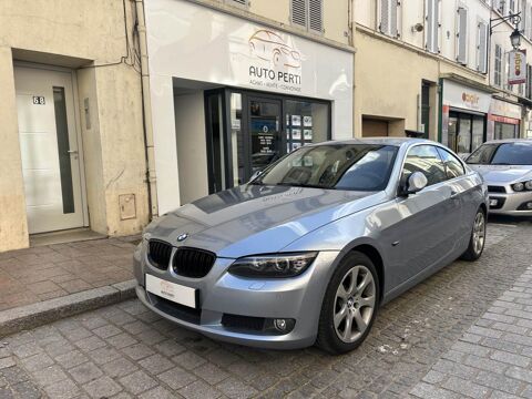 BMW S&eacute;rie 3 BMW 325i Coup&eacute; E92 - Carnet Entretien Complet 2009 occasion Meaux 77100