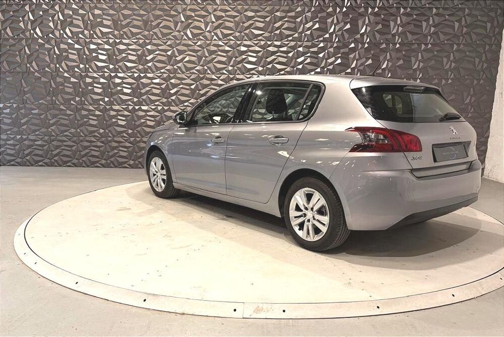 308 1.2i PureTech 12V S&S - 110 II 2013 BERLINE Active Business 2020 occasion 78680 &Eacute;p&ocirc;ne