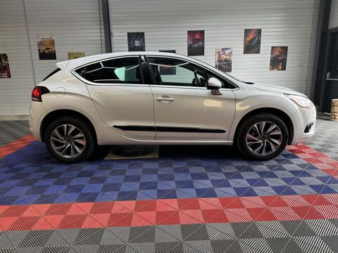 DS4 1.2 PURETECH 130 SO CHIC START-STOP 2014 occasion 33370 Artigues-pr&egrave;s-Bordeaux