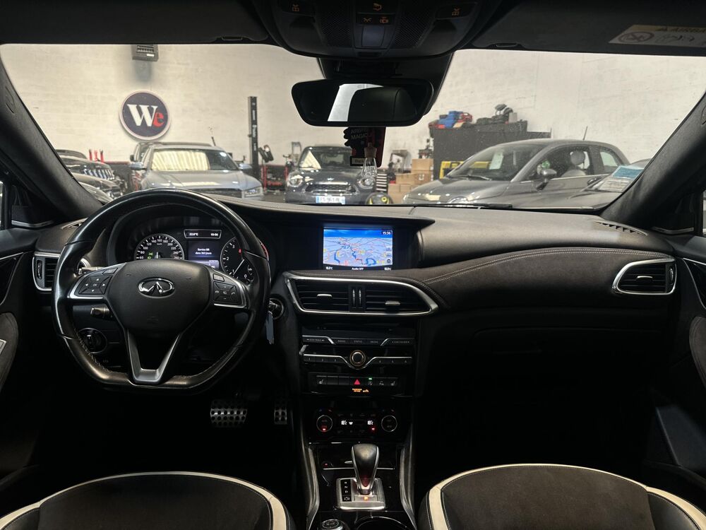 Q30 2.2d - BV DCT AWD BERLINE Sport Garantie 12 mois 2016 occasion 94360 Bry-sur-Marne