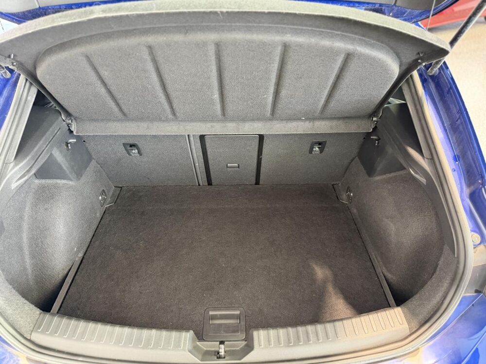 Leon 1.5 E-TSI 150CH MHEV HYBRID FR DSG BVA GARANTIE 12 MOIS 2021 occasion 16000 Angoul&ecirc;me