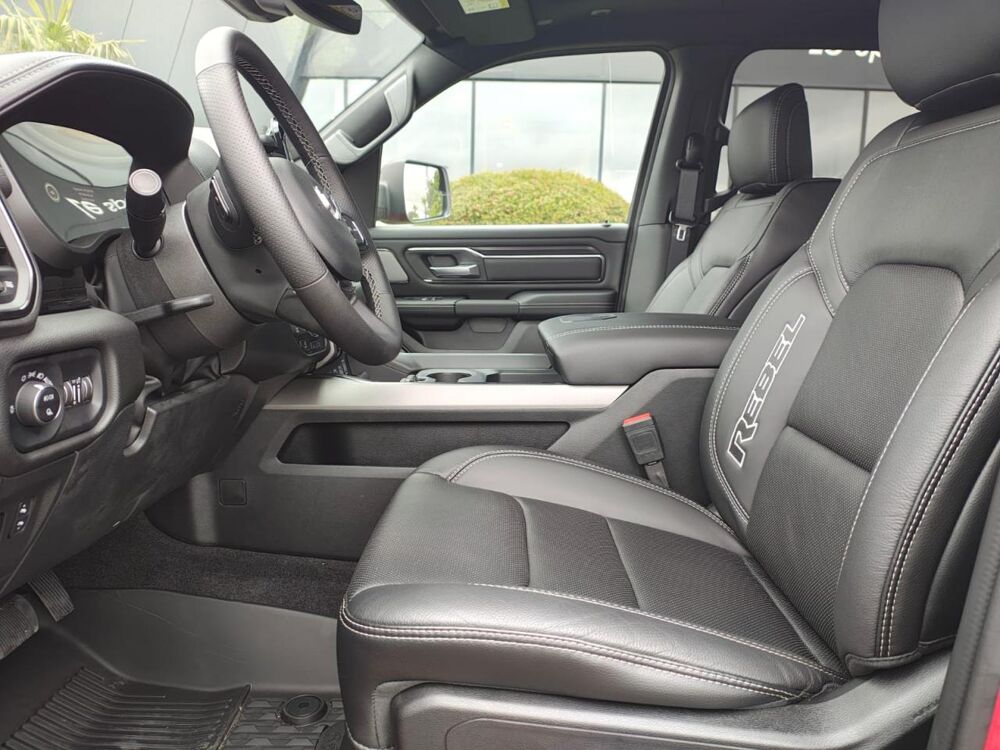 RAM 1500 CREW CAB REBEL 2025 occasion 91830 Le Coudray-Montceaux