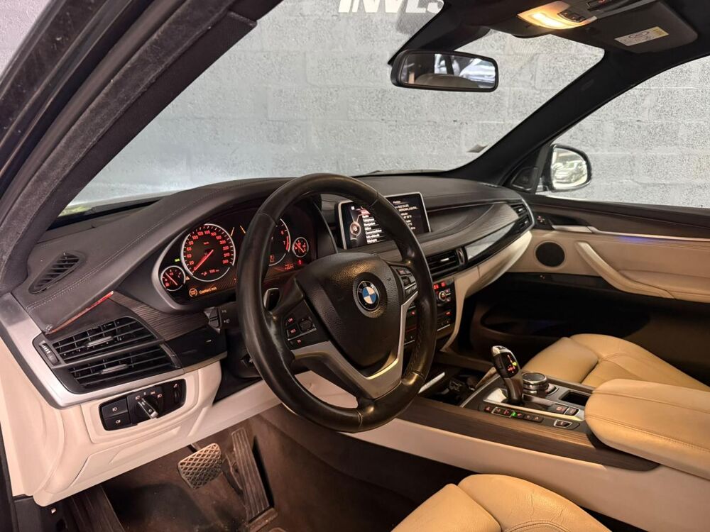 X5 (F15) 40e xDrive 2.0i 313CH ECLUSIVE TOIT OUVRANT - GARANTIE 2015 occasion 33700 M&eacute;rignac