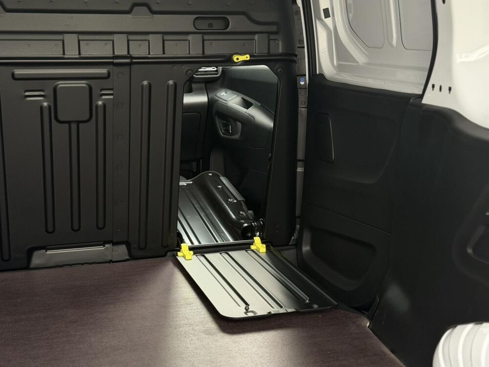 Berlingo VAN XL 1.5 BlueHDI 130 EAT8 Premium Connect 3 places, avec P 2026 occasion 35300 Foug&egrave;res