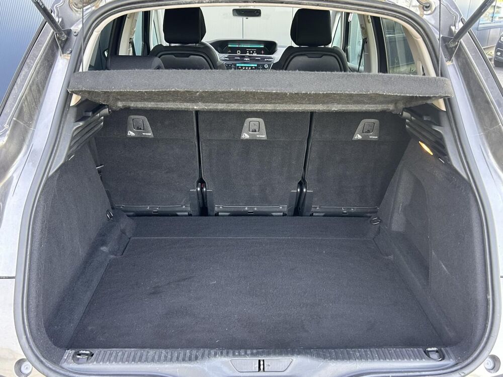 C4 Spacetourer 1.5 BlueHDi 130 Feel avec Cam&eacute;ra, GPS et Carte mains libres 2019 occasion 35300 Foug&egrave;res