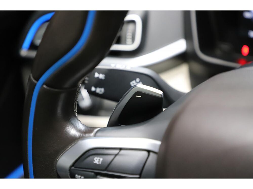 i8 Pure Impulse 2015 occasion 06550 La Roquette-sur-Siagne