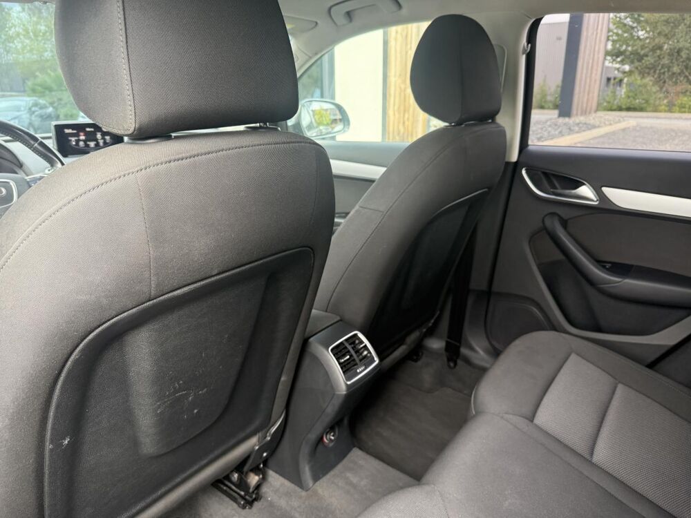 Q3 Quattro 2.0 TDI 150 CH BVA S-tronic Ambiente PH 2-GARANTIE 2016 occasion 33127 Saint-Jean-d'Illac