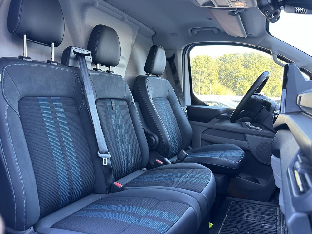 Transit E-CUSTOM - 218 CH 320 L1H1 SPORT GARANTIE CONSTRUCTEUR 2027 2025 occasion 33450 Montussan