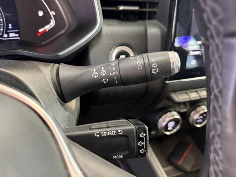 Clio 1.5 BLUEDCI 115CH INTENS GARANTIE 12 MOIS 2019 occasion 16000 Angoul&ecirc;me