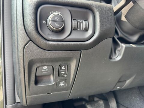 RAM 1500 CREW BIGHORN BACK COUNTRY V8 2026 occasion 91830 Le Coudray-Montceaux
