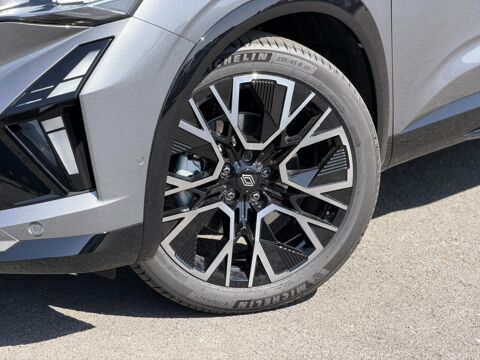 Austral E-Tech Full Hybrid 200 Esprit Alpine avec Toit pano et Harma 2025 occasion 35300 Foug&egrave;res