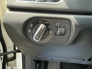 Q3 2.0 TDI - 120 - BV S-tronic Ambiente GPS + RADAR AV/AR + CL 2017 occasion 19100 Brive-la-Gaillarde