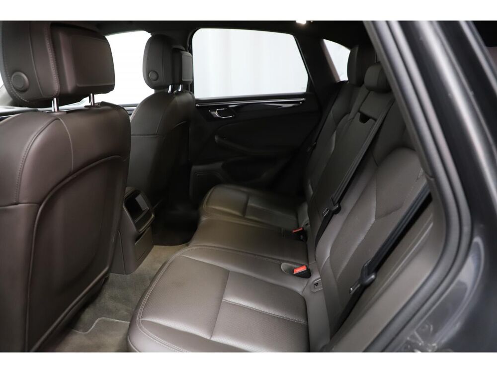 Macan S 3.0i V6 - PDK 2015 occasion 06550 La Roquette-sur-Siagne