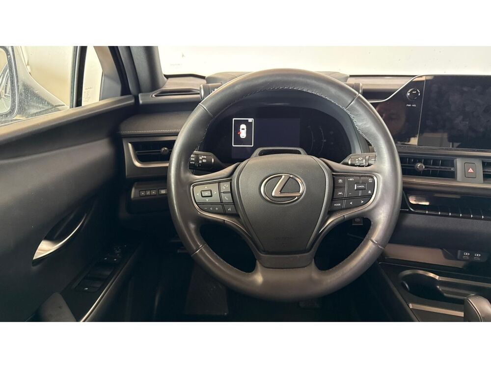 UX 300h 2WD - 1er MAIN / CARPLAY / GARANTIE LEXUS 2025 occasion 17600 Saujon