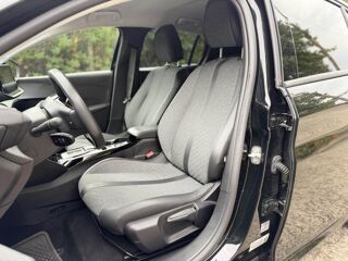 208 ALLURE 136CH 50KWH - RADARS - CARPLAY - PHASE 2 2024 occasion 13760 Saint-Cannat