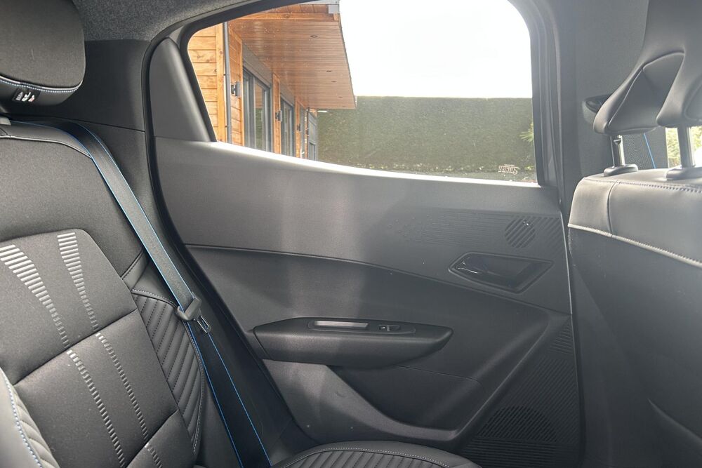Clio VI Hybride - ESPRIT ALPINE- 160 - BVA multi-modes 2026 occasion 78760 Jouars-Pontchartrain