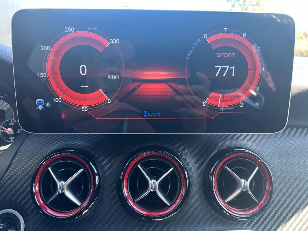 Classe A 2.0 45 360 AMG 4MATIC SPEEDSHIFT-DCT BVA / TOIT OUVRANT / SI 2015 occasion 42170 Saint-Just-Saint-Rambert