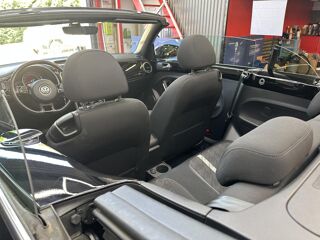 COCCINELLE II CABRIOLET 1.2 TSI 105 ORIGIN DSG BVA 2017 occasion 33370 Artigues-pr&egrave;s-Bordeaux