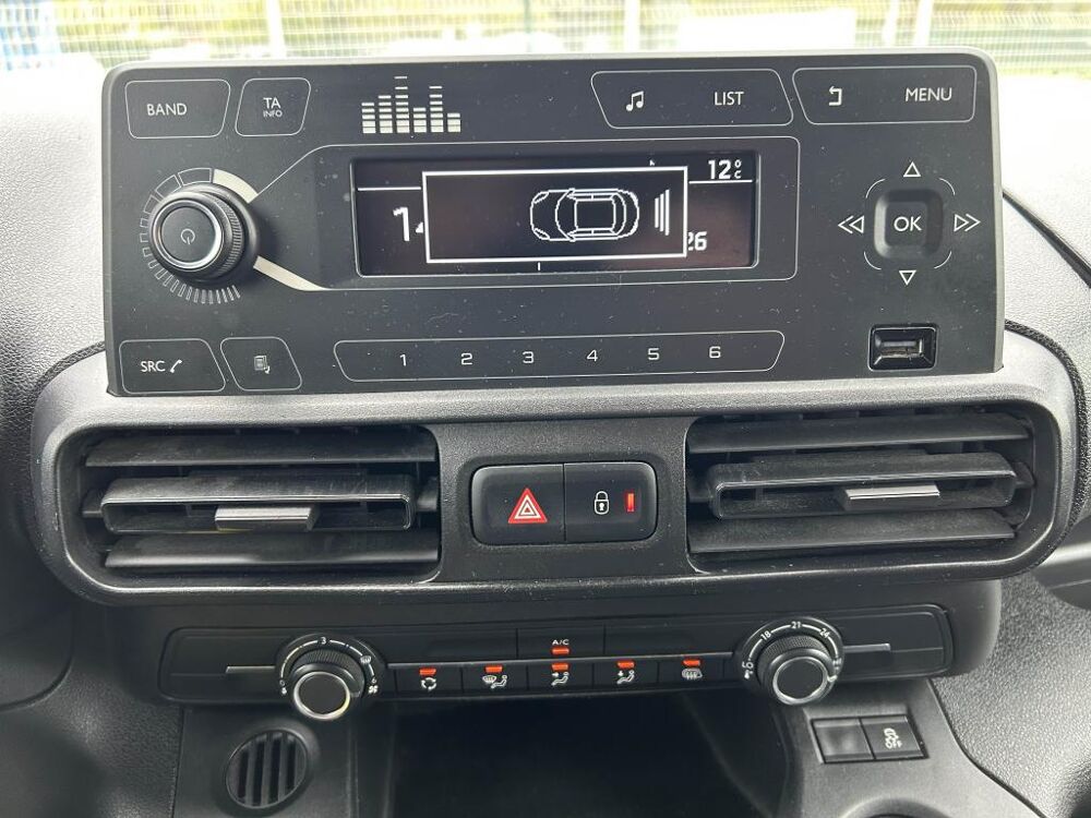 Berlingo 1.5 BlueHDi S&S 100 CH M Worker 1000 kg 3 PLACES 2021 occasion 44700 Orvault