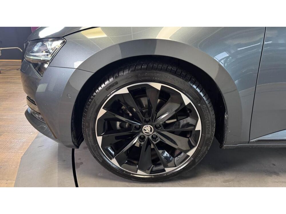 Superb Combi Sportline 1.4 TSI PHEV 218 - 2&egrave;me main - Entretien Com 2020 occasion 60740 Saint-Maximin