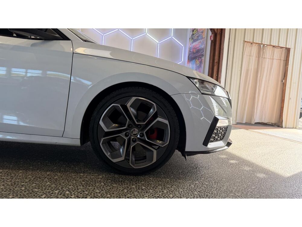 Octavia COMBI 2.0 TDI 200 RS 4X2 DSG BVA - GARANTIE 12 MOIS 2022 occasion 16000 Angoul&ecirc;me