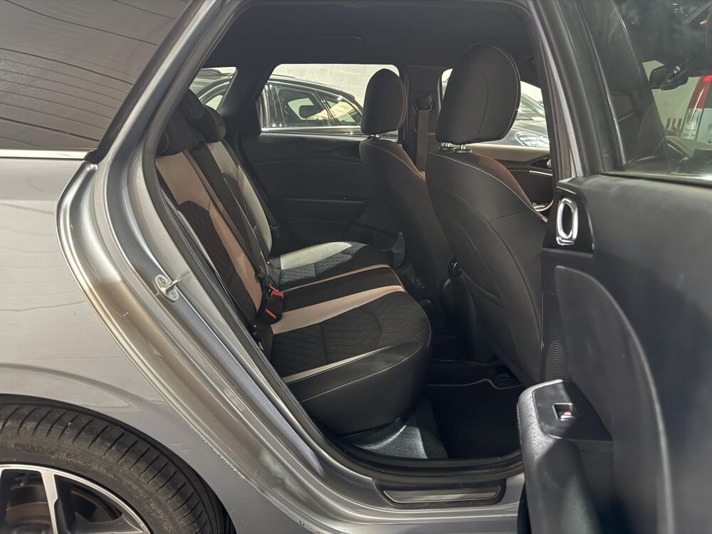 Ceed SW 1.6 CRDi MHEV 136 DCT GT Line - Garantie 12 MOIS 2021 occasion 94360 Bry-sur-Marne