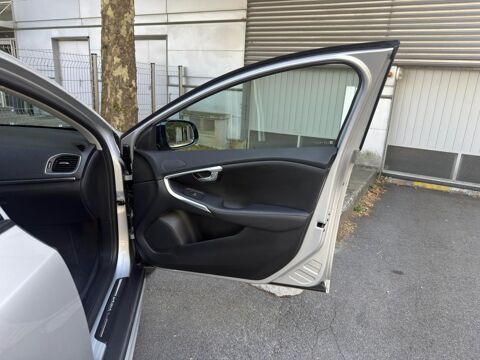 V40 Cross Country D3 - 150 - BVA Geartronic CROSS COUNTRY Summu 2016 occasion 77185 Lognes