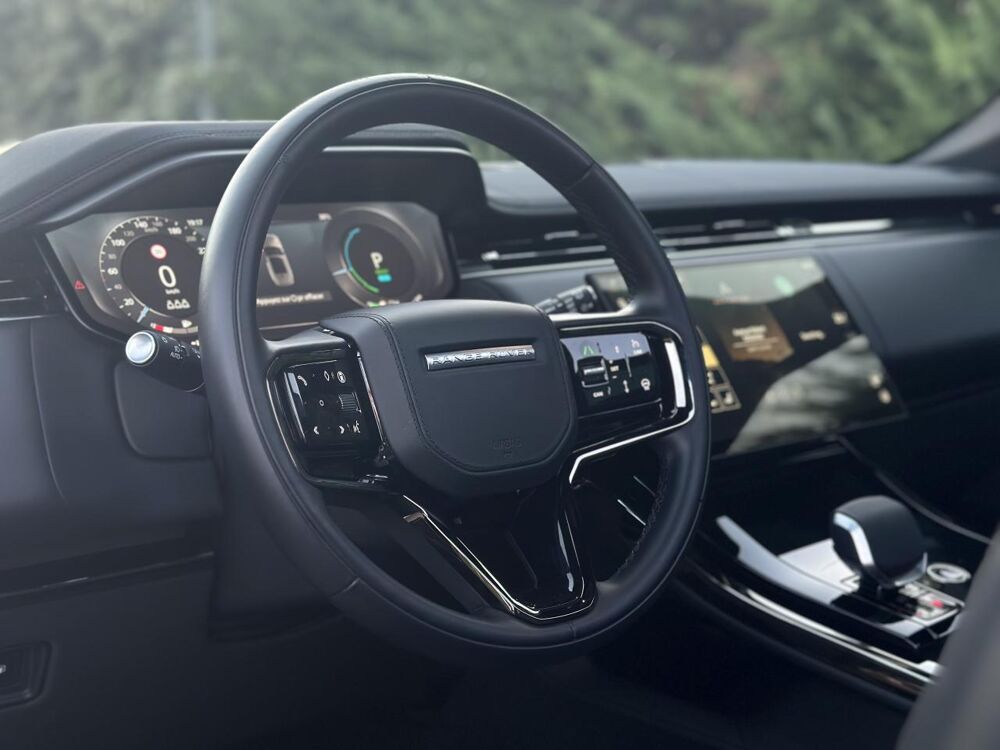 Range Rover 3.0 P460E DYNAMIC HSE - GARANTIE 12/2029 - TOIT OUV - HUD - 2024 occasion 13760 Saint-Cannat