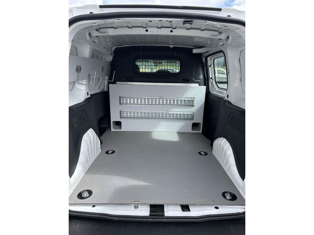Partner 3 PLACES Standard 650KG BlueHDi S&S 100 2022 occasion 44700 Orvault