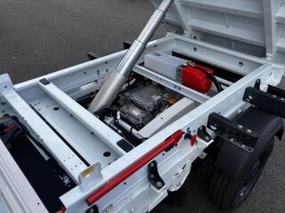 Porter NPE ELECTRIQUE BENNE BASCULANTE CABRETA **700KG DE CHARGE UT 2026 occasion 44700 Orvault