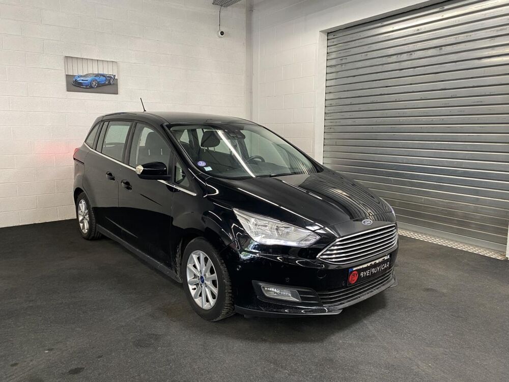 Grand C-MAX FORD GRAND FOCUS C-MAX 1.0 ECOBOOST 125 TITANIUM START-STOP 2018 occasion 02000 Laon