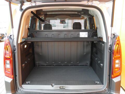 Berlingo III TAILLE M BLUEHDI 130 PLUS - BV EAT8 N1 SANS MALUS 2026 occasion 77090 Coll&eacute;gien