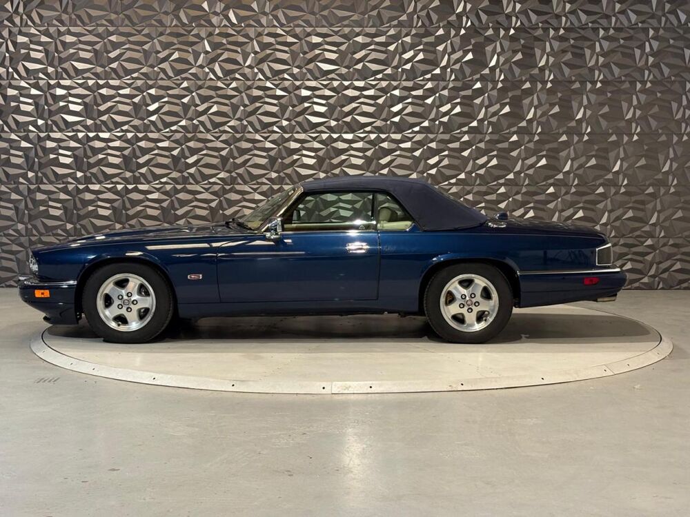 XJS Cabriolet 4.0i - BVA CABRIOLET . PHASE 2 1995 occasion 78680 &Eacute;p&ocirc;ne