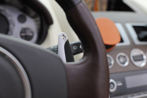 DB9 Volante touchtronic a 2014 occasion 60740 Saint-Maximin