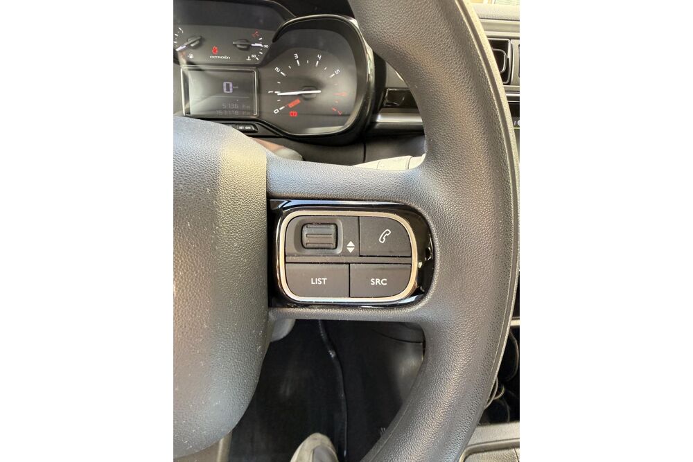 C3 Citro&euml;n 1.5 BlueHDi 100 Feel Nav GPS Radar AR CarPlay 2021 occasion 78760 Jouars-Pontchartrain