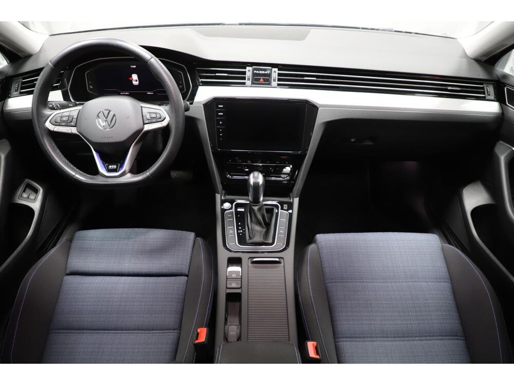 Passat VIII GTE 1.4 TSI 218 Hybrid DSG 6 2020 occasion 06550 La Roquette-sur-Siagne