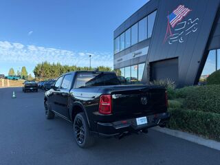 RAM 1500 CREW LIMITED NIGHT EDITION BOX HAYON MULTI V8 5,7L 2026 occasion 91830 Le Coudray-Montceaux