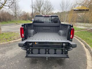 Sierra GMC AT4 420 V8 4WD Crew Cab 2026 occasion 78780 MAURECOURT