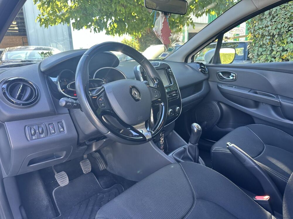 Clio 1.5 dCi 90CH ZEN - COURROIE NEUVE - BLUETOOTH - NAV 2015 occasion 13760 Saint-Cannat
