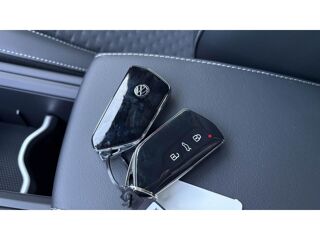 T-ROC 1.5 eTSI 150 DSG R-Line +IQ LIGHT+T.OUVR+GARANTIE 5 ANS+PACK 2026 occasion 81580 Soual