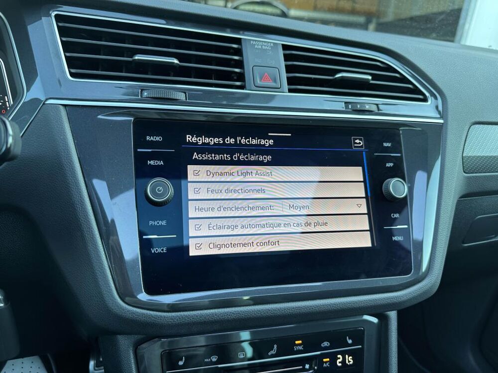 Tiguan R 320 CH 2.0 TSI- BV DSG 7 4Motion - TOIT - HK - CAMERA - CA 2021 occasion 13760 Saint-Cannat