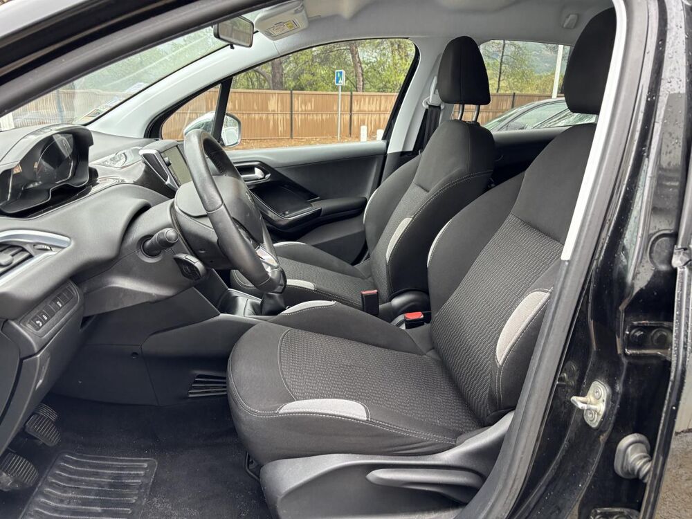 208 1.2i PureTech 12V - 82  Active 2015 occasion 83490 Le Muy