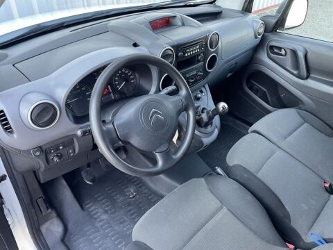 Berlingo 1.6 L BLUEHDI 100 CV / 1 ERE MAIN / GIRAFON 2017 occasion 50640 Le Teilleul