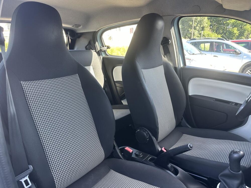 Twingo 1.0 SCe - 70 E6C Bo&icirc;te courte III BERLINE Life 2 PHASE 1 - 2018 occasion 33450 Montussan
