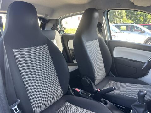 Twingo 1.0 SCe - 70 E6C Bo&icirc;te courte III BERLINE Life 2 PHASE 1 - 2018 occasion 33450 Montussan