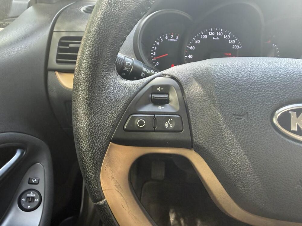 Picanto 1.2 - 85  Premium - FACTURE OK - GARANTIE 2012 occasion 77185 Lognes