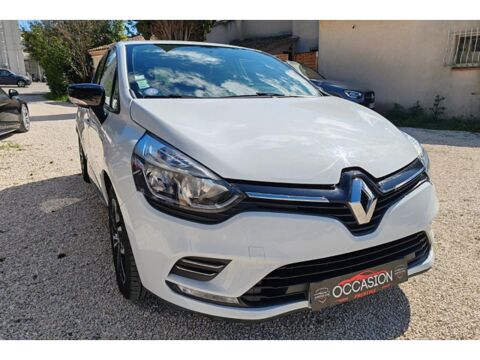 Renault Clio 1.2i 16V - 75 IV BERLINE Limited PHASE 2 2018 occasion Bouc-Bel-Air 13320