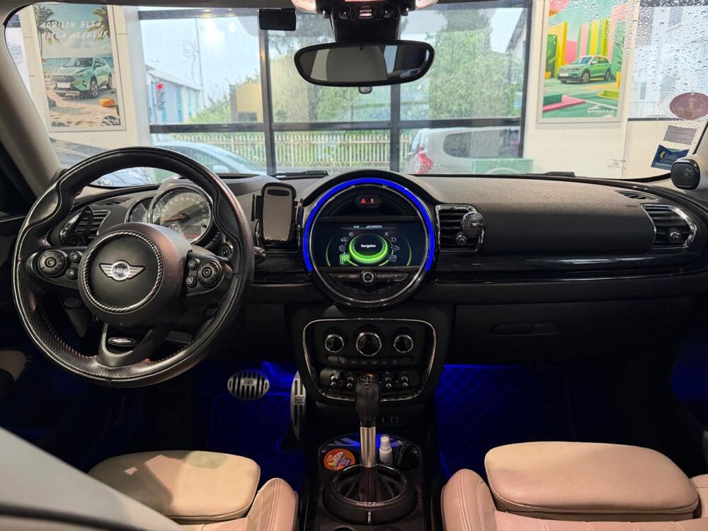 Cooper D 2.0i - 192 - BVA CLUBMAN F54 BREAK Cooper S Exquisite 2016 occasion 38400 Saint-Martin-d'H&egrave;res