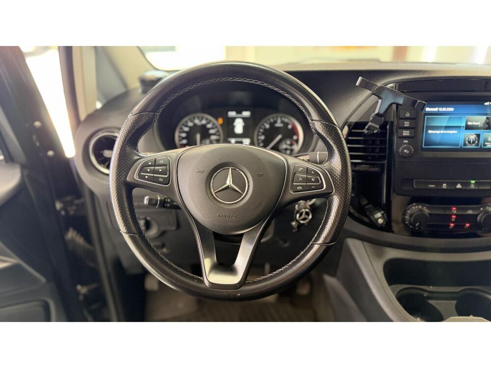 Vito TOURER 2.0 114 CDI 135 LONG L2 PRO 9G-TRONIC BVA - GARANTIE 2022 occasion 16000 Angoul&ecirc;me